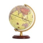 Globe Terrestre Antique en Bois de Chêne pour un Intérieur Rétro