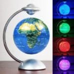 Globe Terrestre Lévitation en Sphère Noire pour une Décoration Unique - Lumineux (4 Couleurs)