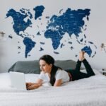 Carte du Monde en Bois 2D Foncée Bleu Marine - vue 6