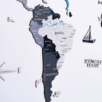 Carte du Monde Gris en Bois 2D - vue 5