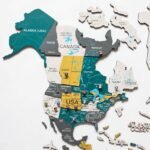 Carte du Monde 3D Bois Moutarde et Vert - vue 4
