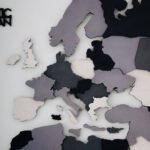 Carte du Monde Bois et Noir 3D Gris Nordique - vue 6