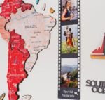 Carte du Monde Bois Relief Rouge Corail - vue 3