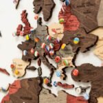 Mappemonde 3D Bois Rouge et Bois - vue 2