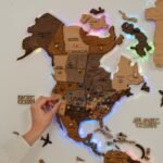 Carte du Monde en Bois 3D LED Fond Acrylique - vue 4