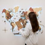 Grande Carte du Monde en Bois LED Tons Fusion