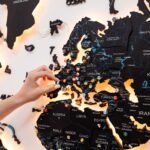 Carte du Monde Murale Noire LED en Bois 3D - vue 6