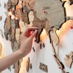 Grande Carte du Monde Bois LED Bois Fumé - vue 3
