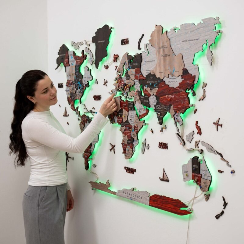 Carte du Monde Murale Design LED Rouge et Gris